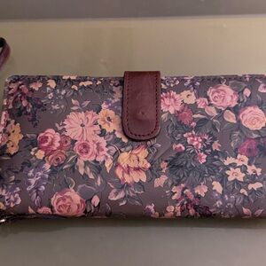 Patricia Nash Floral Wallet NEW!